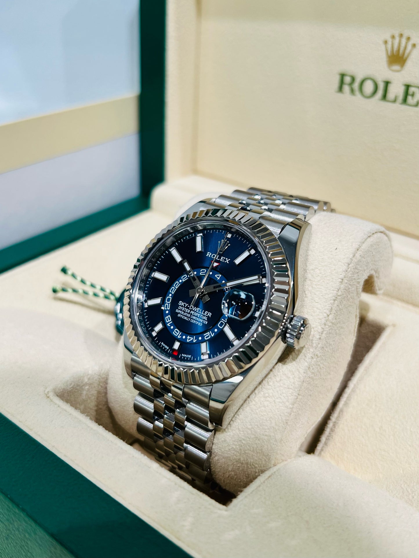 Rolex Sky-Dweller Blue Dial 42mm Jubilee Bracelet Men's Luxury Watch Model #326934