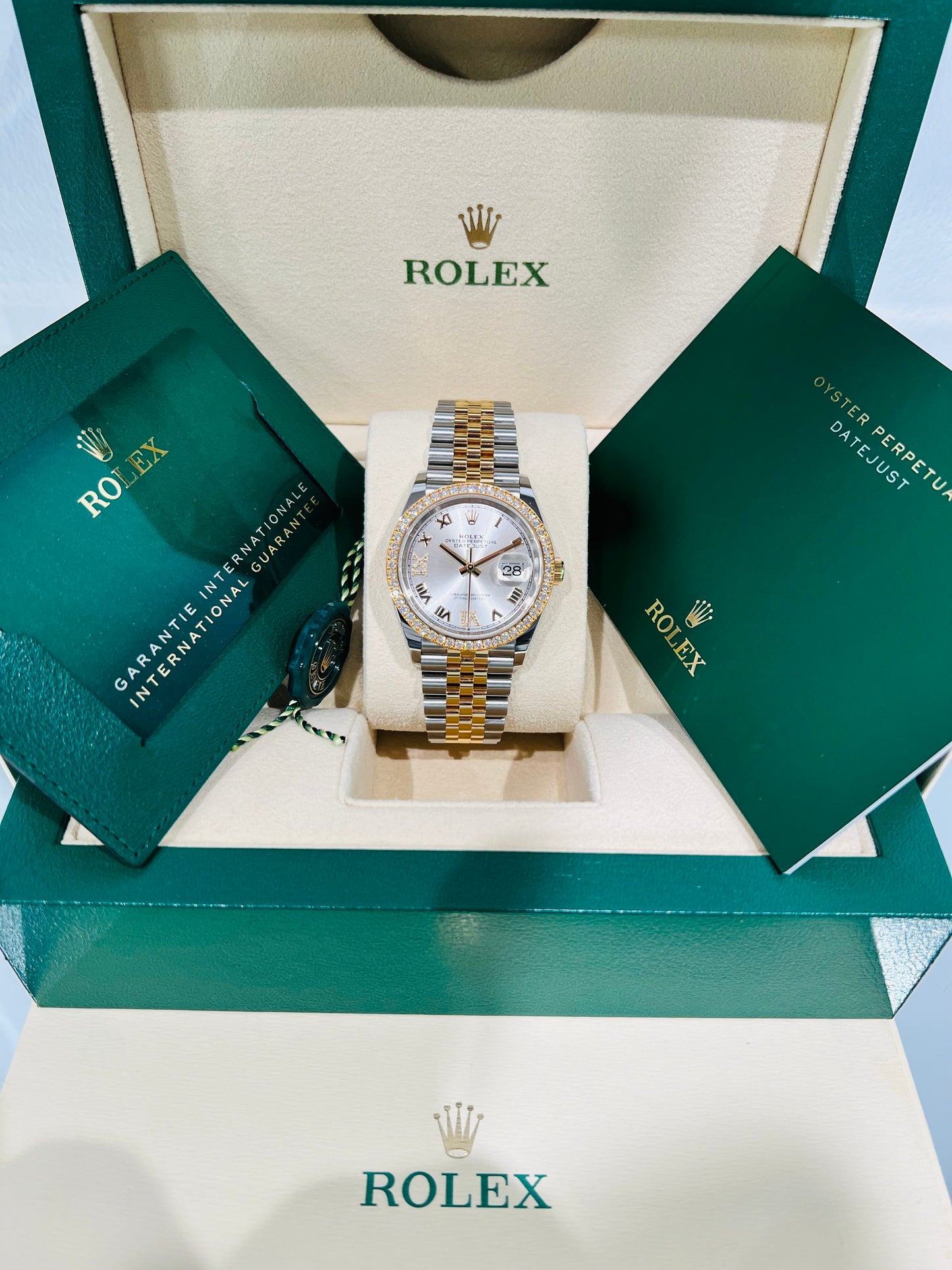 Rolex Datejust 36mm Jubilee Diamond Bezel Steel & 18k Yellow Gold Silver Diamond Roman VI XI Dial Model number:# 126283RBR