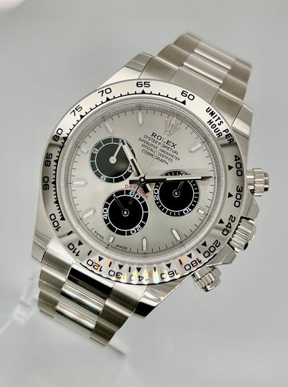 Rolex Cosmograph Daytona 40mm, Men's Watch 18K White Gold Silver Dial and Oyster Bracelet. Modle # 126509