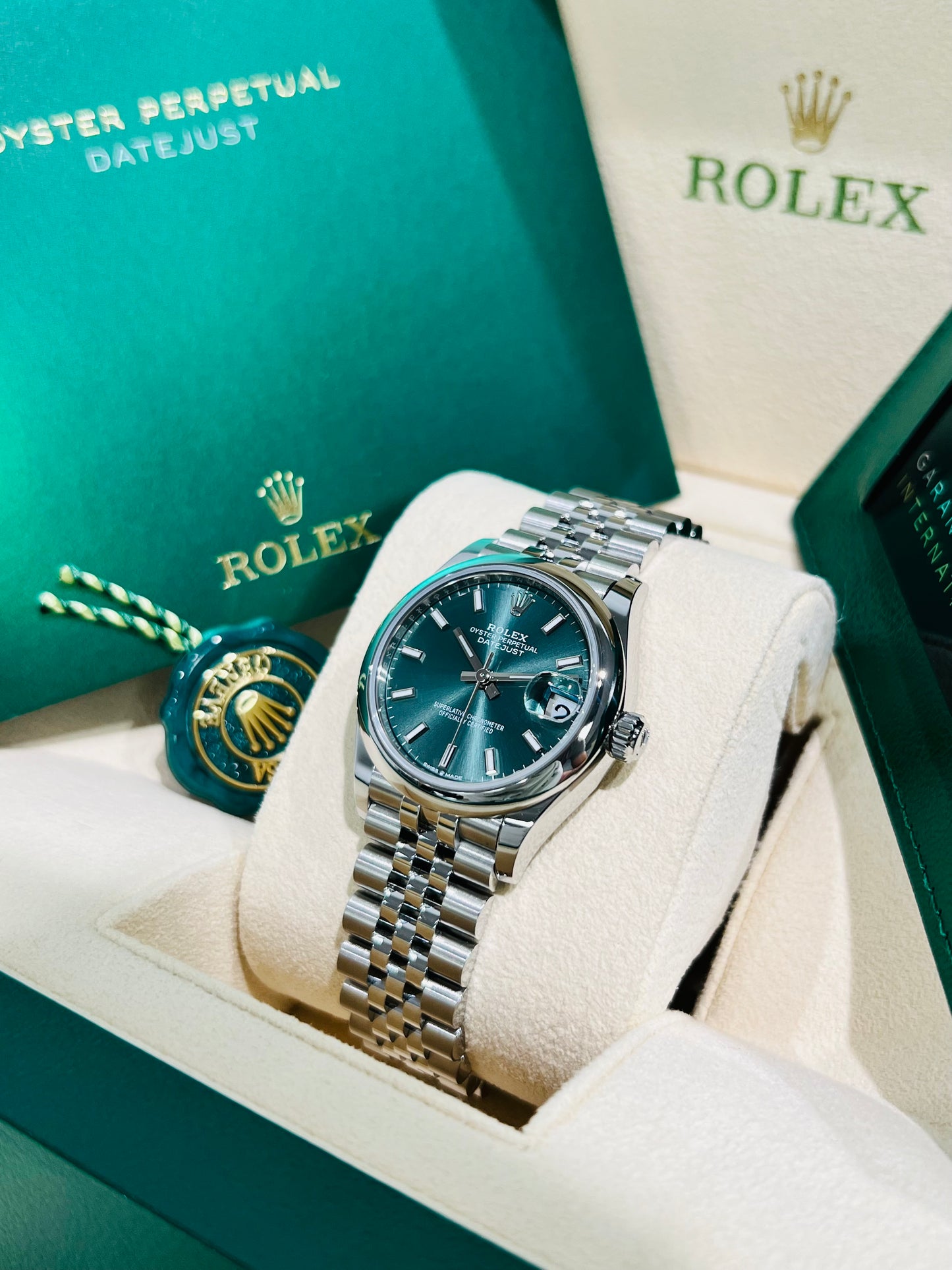 Rolex Lady Datejust Midsize, 31mm, Green Dial Stainless Steel Jubilee Bracelet.  Model # 278240