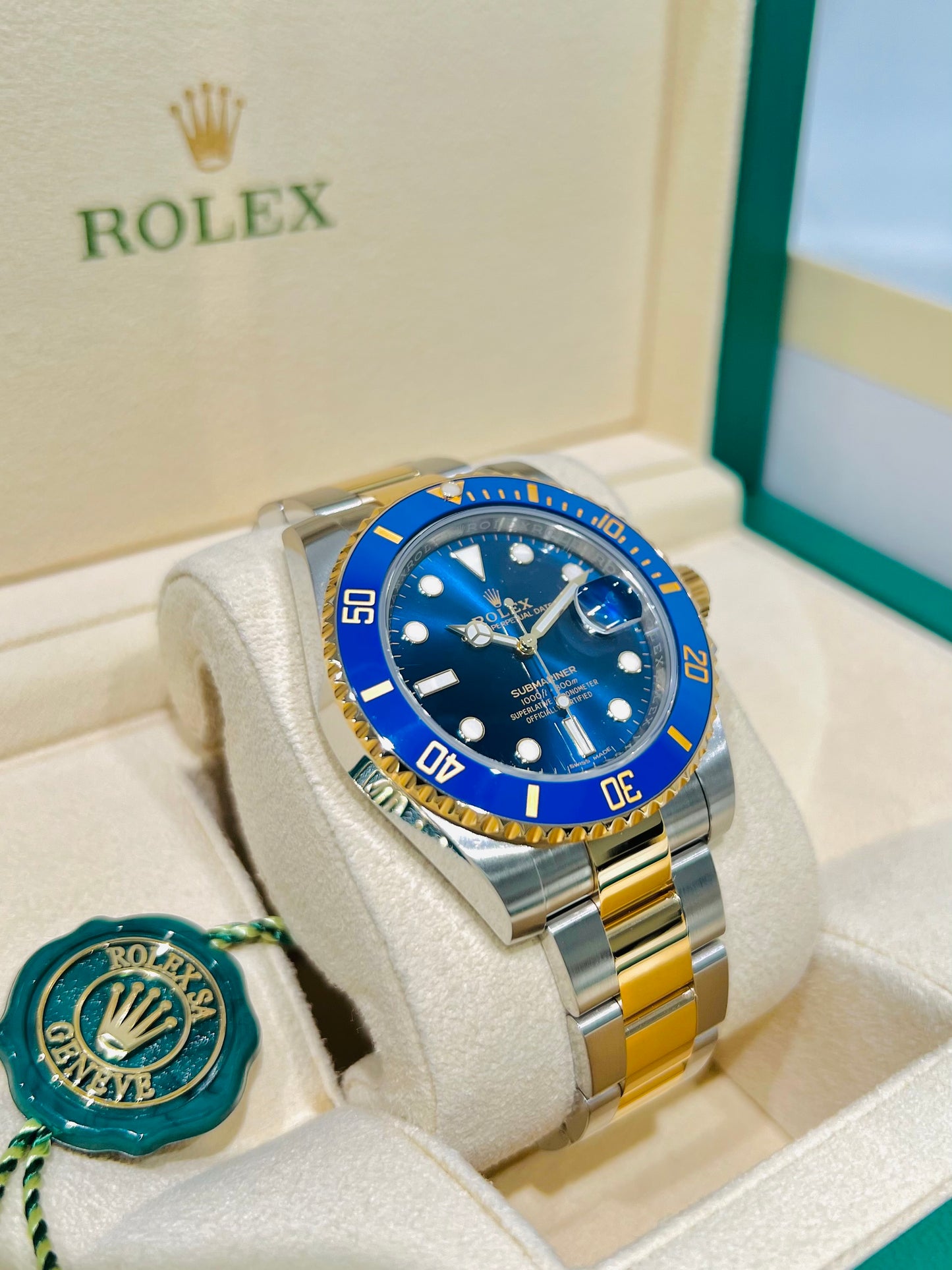 Rolex Submariner Blue Dial 40mm Two Tone 18K Yellow Gold Men's Luxury Watch Model  # 116613