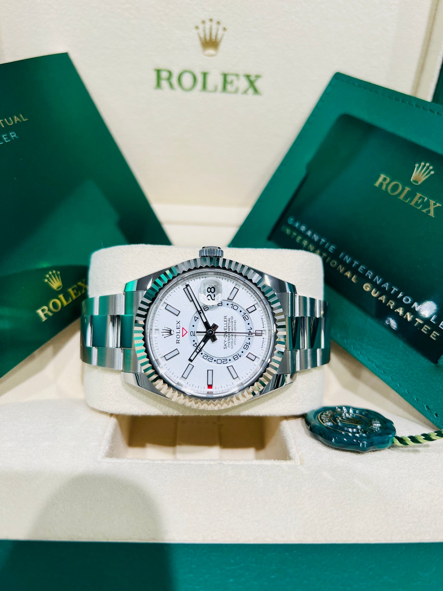 Rolex Sky-Dweller 42mm White Dial Oyster Bracelet Men's Luxury Watch Model #336934