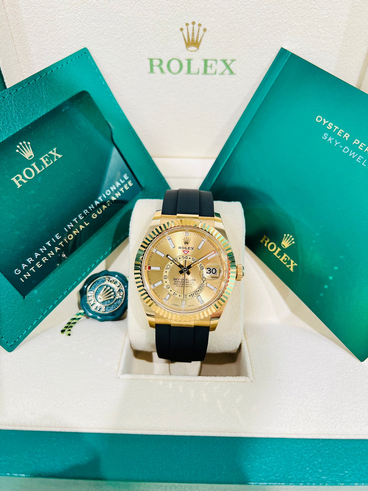 Rolex Sky-Dweller 18k Yellow Gold Men's Luxury Watch Model #326238