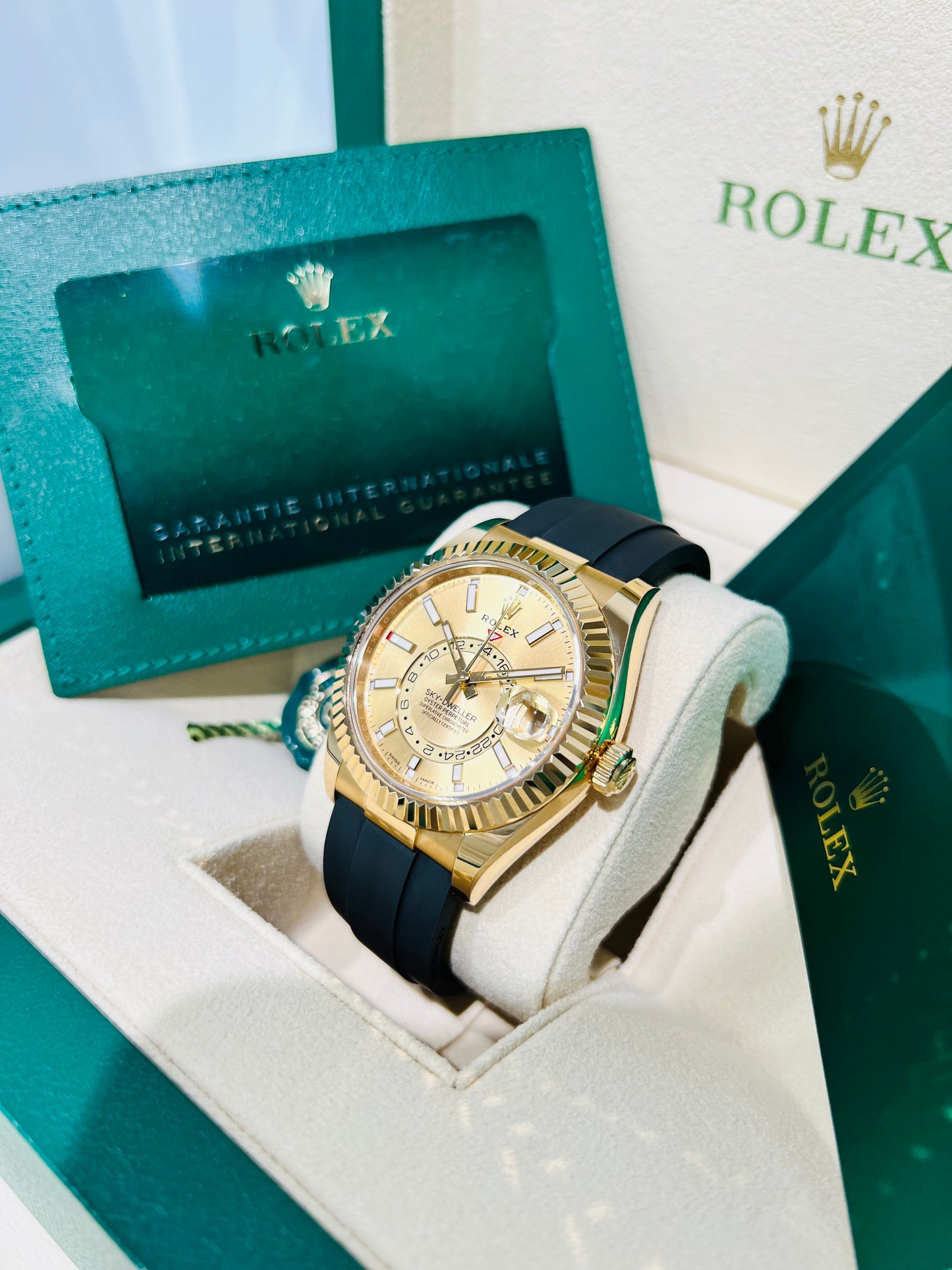 Rolex Sky-Dweller 18k Yellow Gold Men's Luxury Watch Model #326238