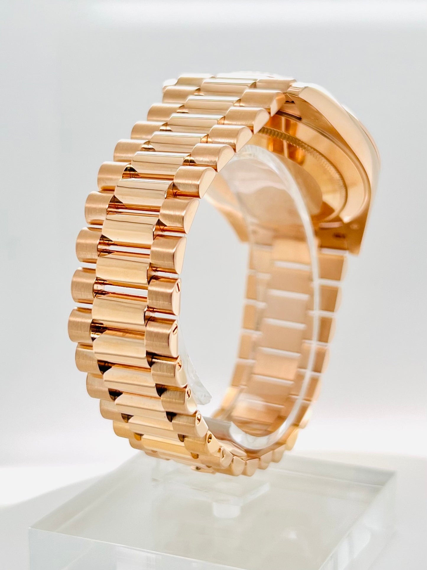 Rolex Day-Date 40mm Chocolate Roman Dial 18K Everose Gold Presidential Bracelet Men's Luxury Watch Model # 228235