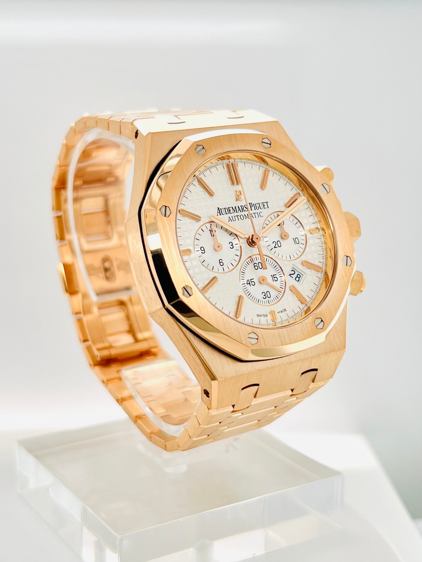 Audemars Piguet Royal Oak Chronograph 41mm Rose Gold Men's Luxury Watch Model #26320OR.00.D088CR.01