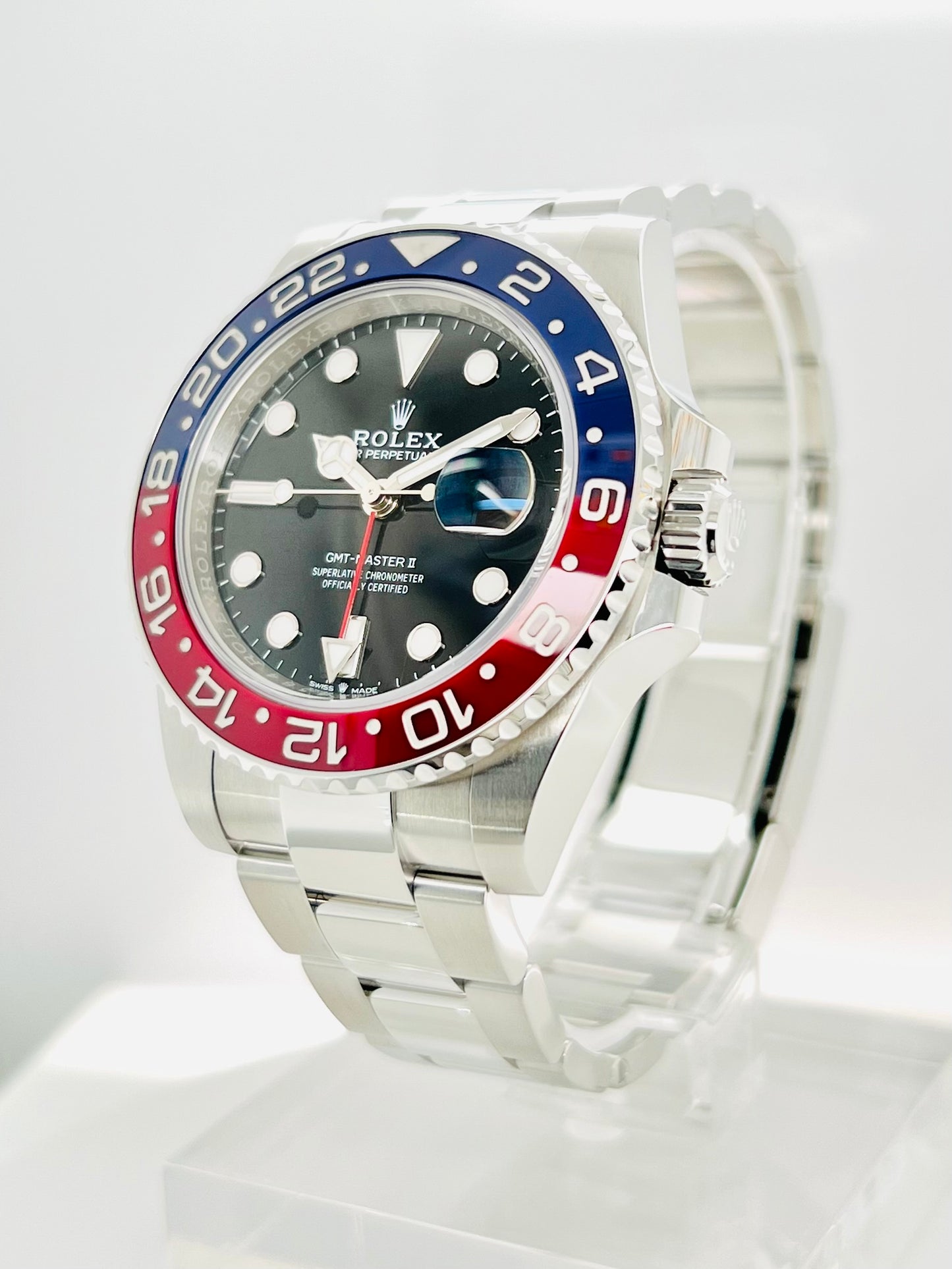 Rolex GMT Master II Pepsi 40mm Oystersteel Men's Luxury Watch Model# 126710BLRO