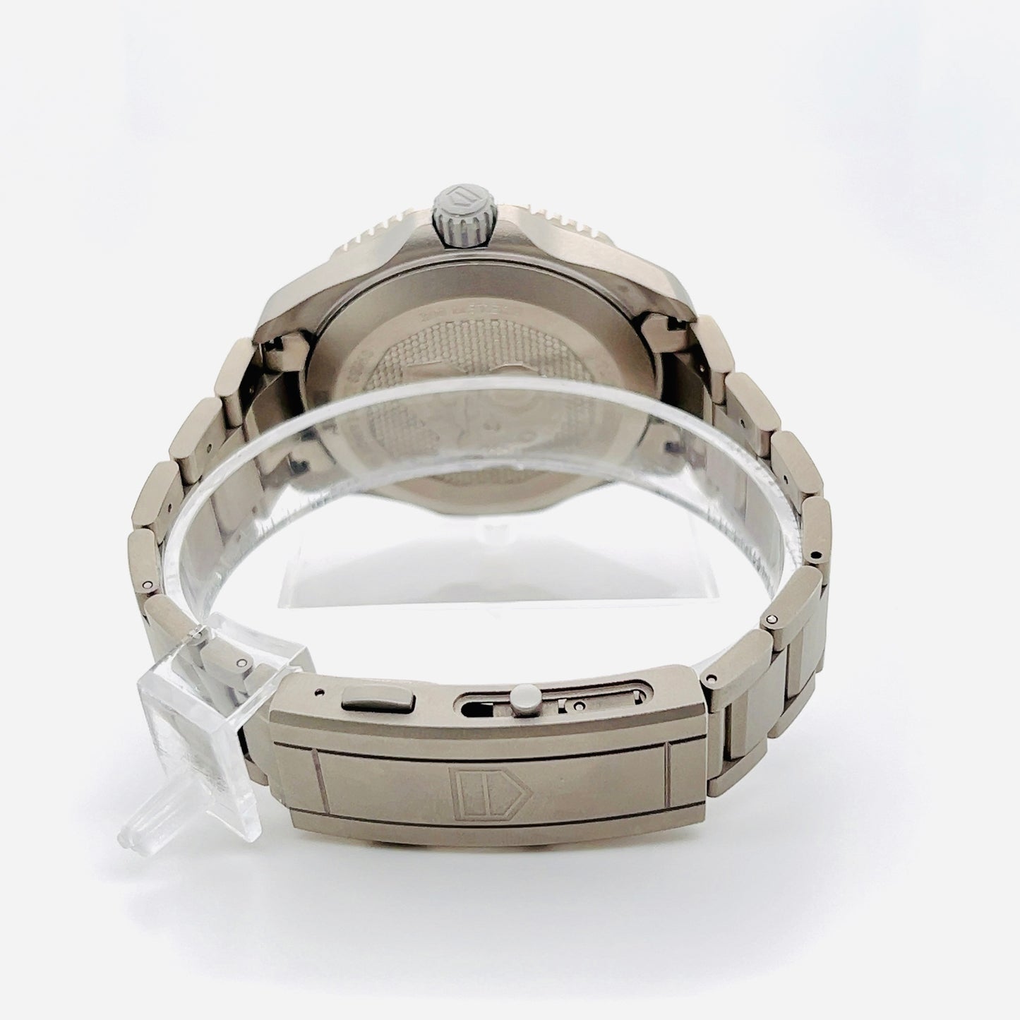 Tag Heuer Aquaracer 43mm Green Dial Titanium Men's Watch Model # WBP208B