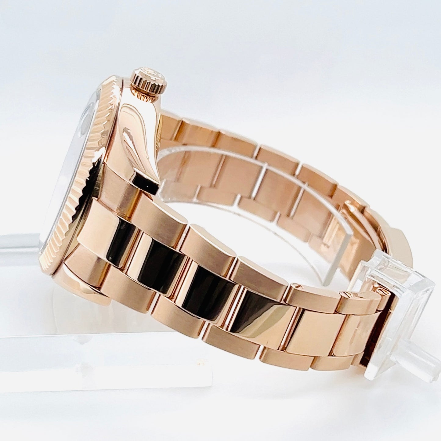 Rolex Sky-Dweller 42mm 18K Rose Gold Luxury Men's Watch Model # 326935