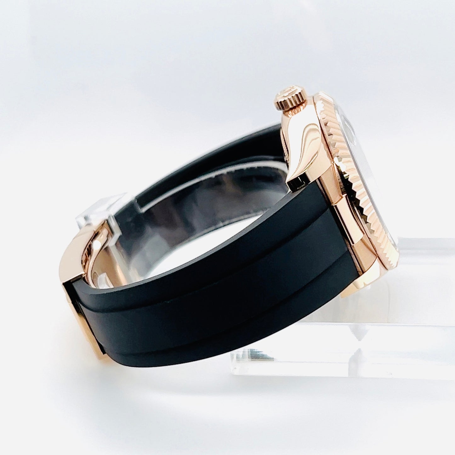 Rolex Sky-Dweller 18k Everose Gold Oysterflex Men's Watch Model # 336235